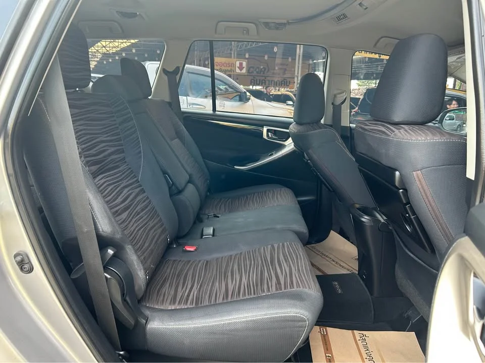 2017 Toyota Innova II 3