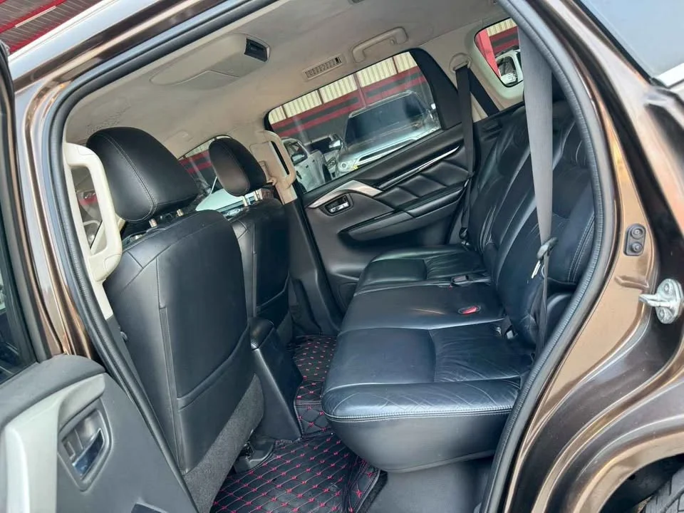 2015 Mitsubishi Pajero Sport III 3