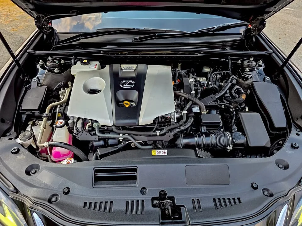 2021 Lexus ES VII 2