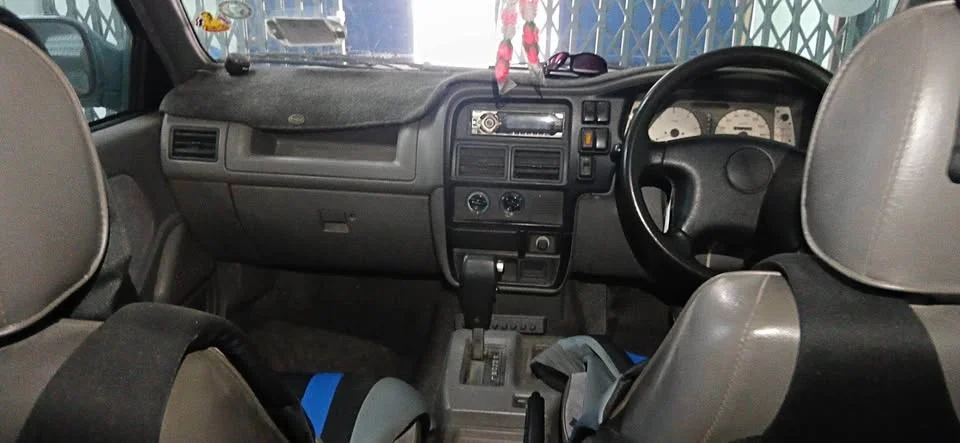2001 Isuzu Faster Dragon Eyes III 3
