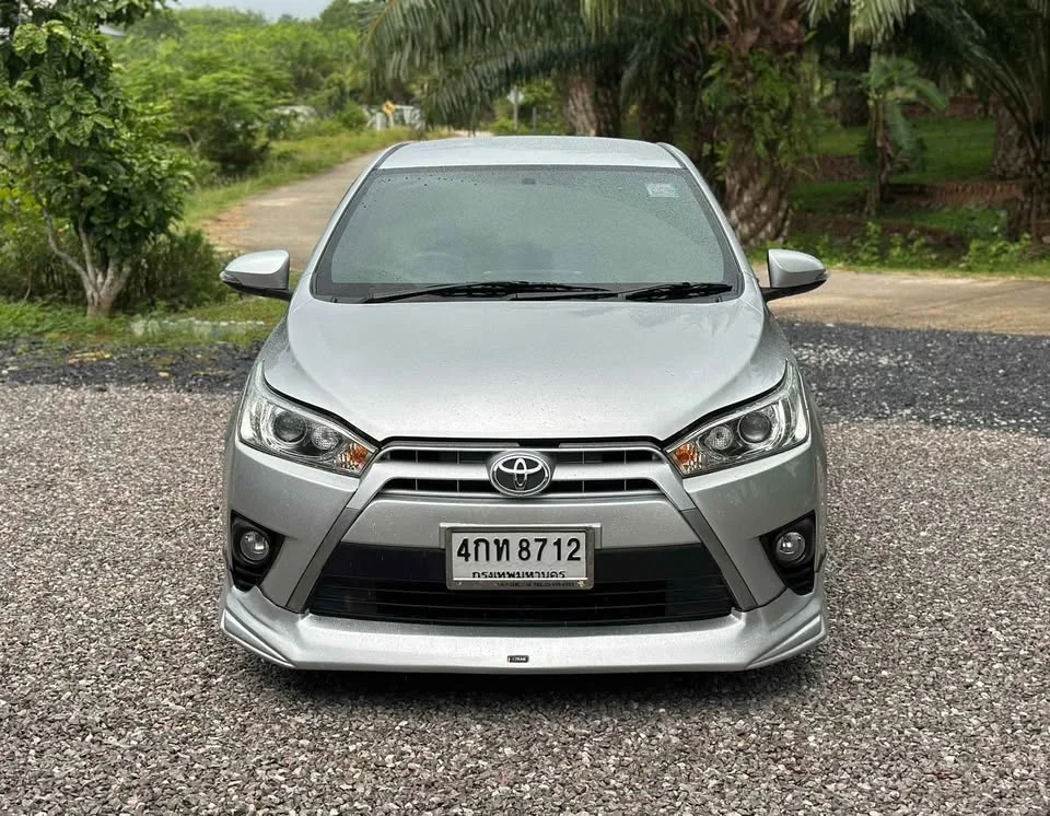 2015 Toyota Yaris III 3