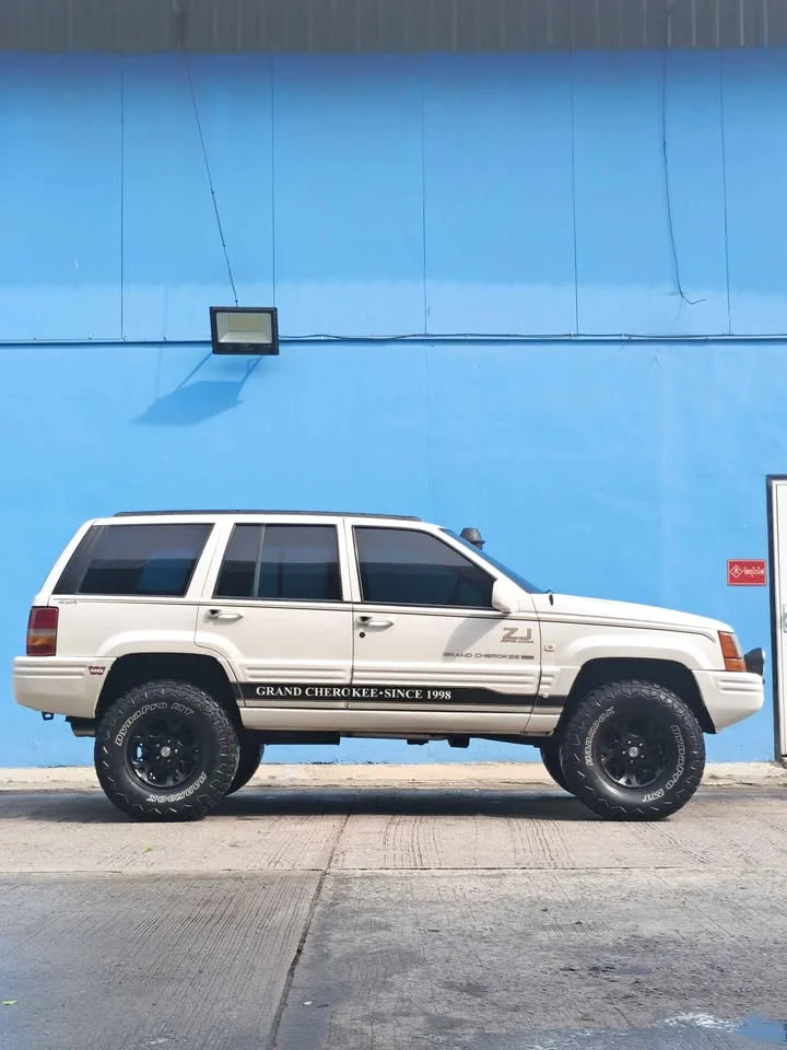 1998 Jeep Grand Cherokee ZJ 2