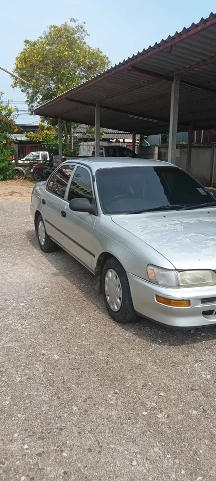 Toyota Corolla Altis VII (E100) 3