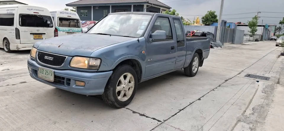 2001 Isuzu Faster Dragon Eyes III 3