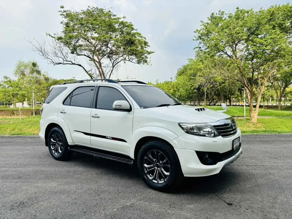 2014 Toyota Fortuner I 3