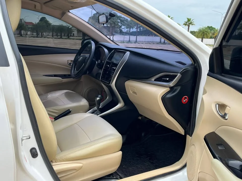 2019 Toyota Yaris ATIV III 2