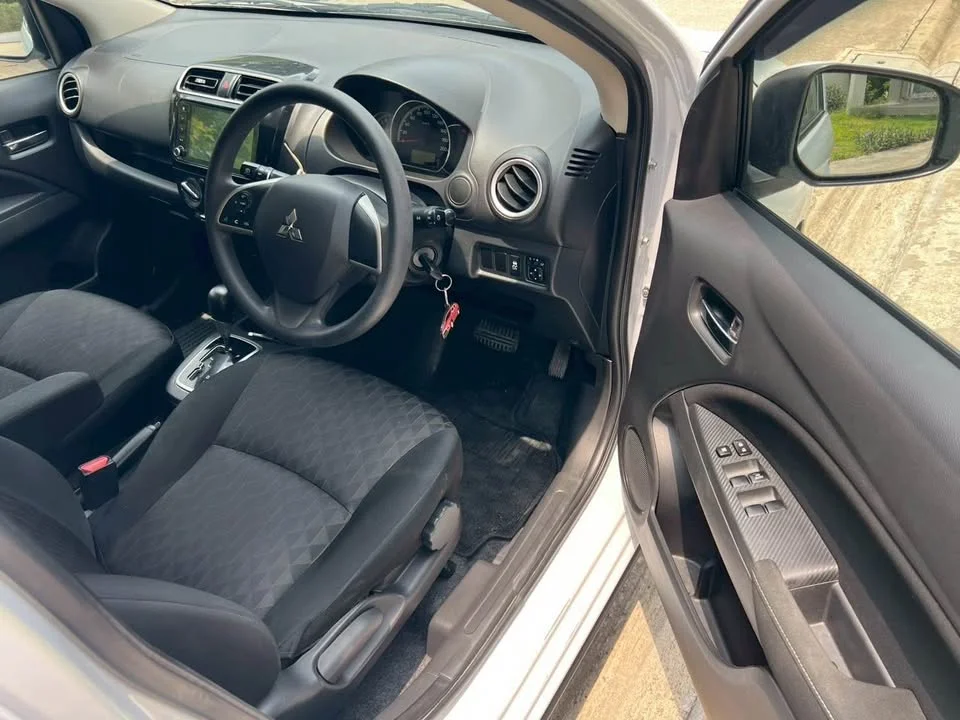 2020 Mitsubishi Mirage VI 2