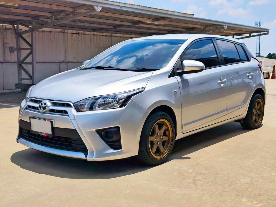 2015 Toyota Yaris III 3