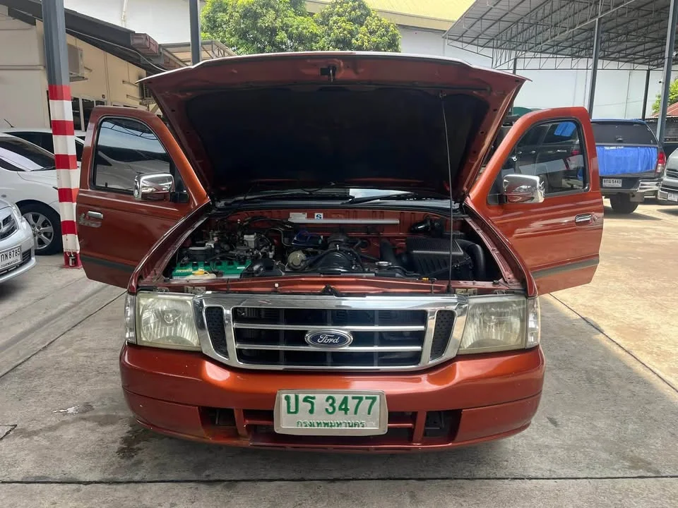 2004 Mazda 2500 Fighter V 2