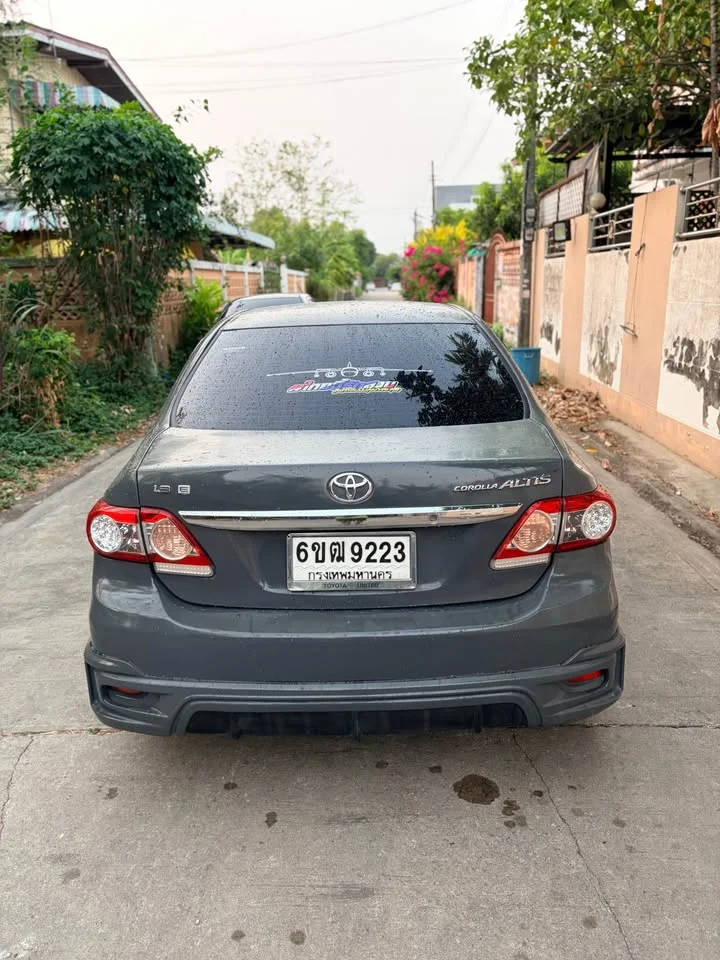 2012 Toyota Corolla Altis X (E140) 2