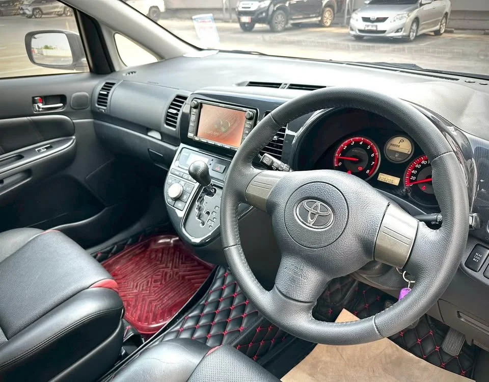 2008 Toyota Wish I 2