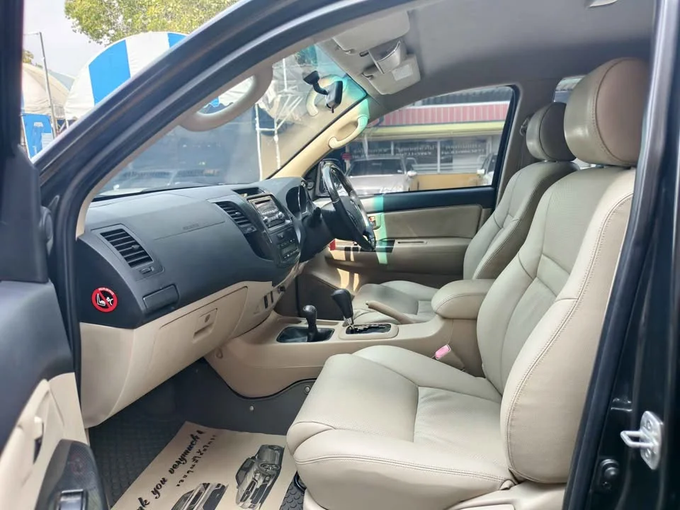 2008 Toyota Fortuner I 3