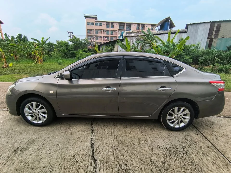 2012 Nissan Sylphy III (B17) 2