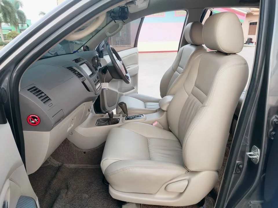 2008 Toyota Fortuner I 3