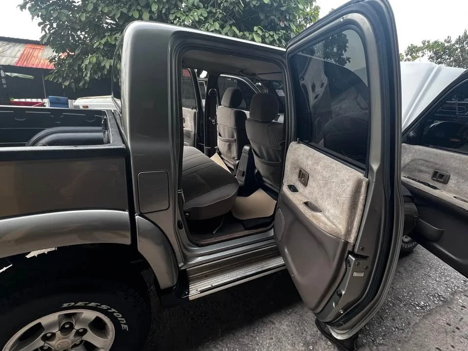 2003 Toyota Hilux Tiger VI 2