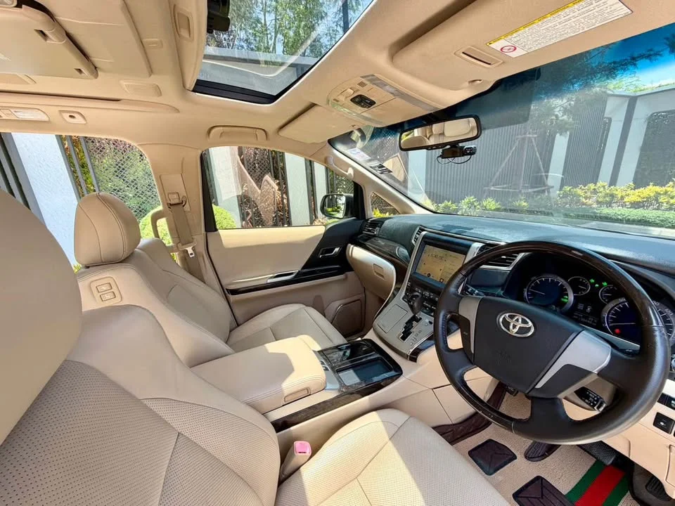 2014 Toyota Alphard, Vellfire II (AH20) 3