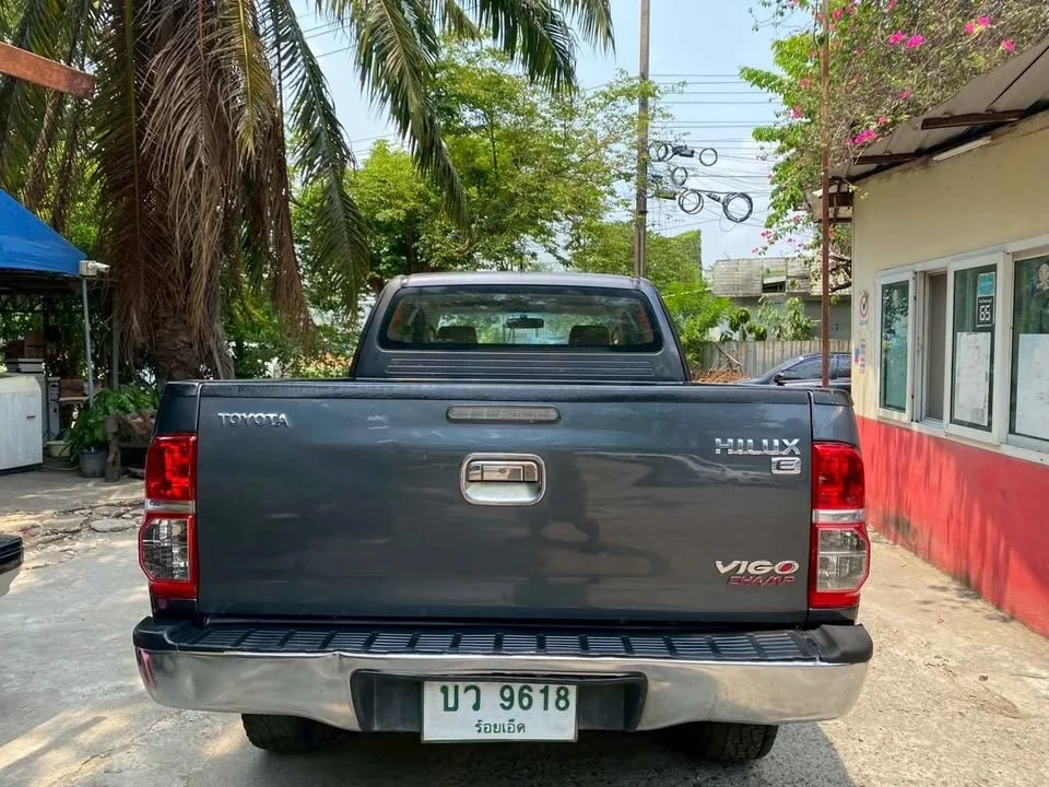 2013 Toyota Hilux VII 3