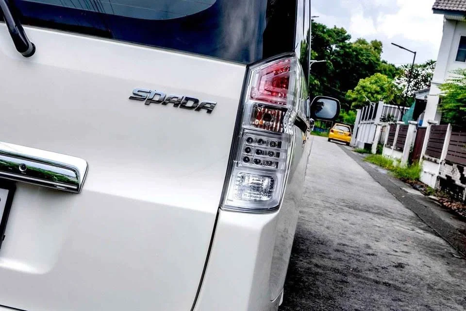 2013 Honda Stepwgn IV 3