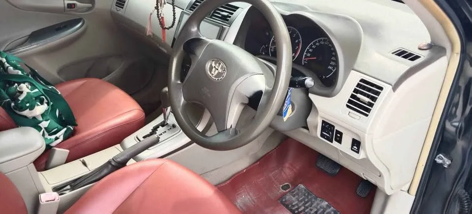 2009 Toyota Corolla Altis X (E140) 3
