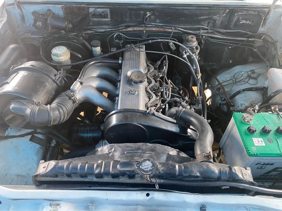 1994 Mitsubishi Triton II 2