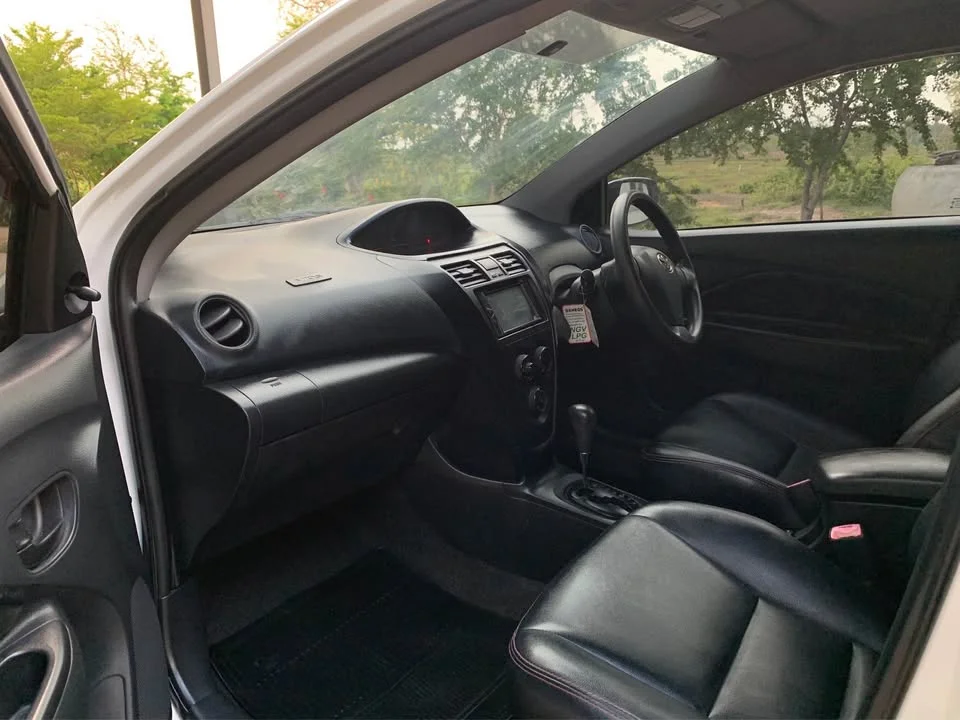 2010 Toyota Vios II 3