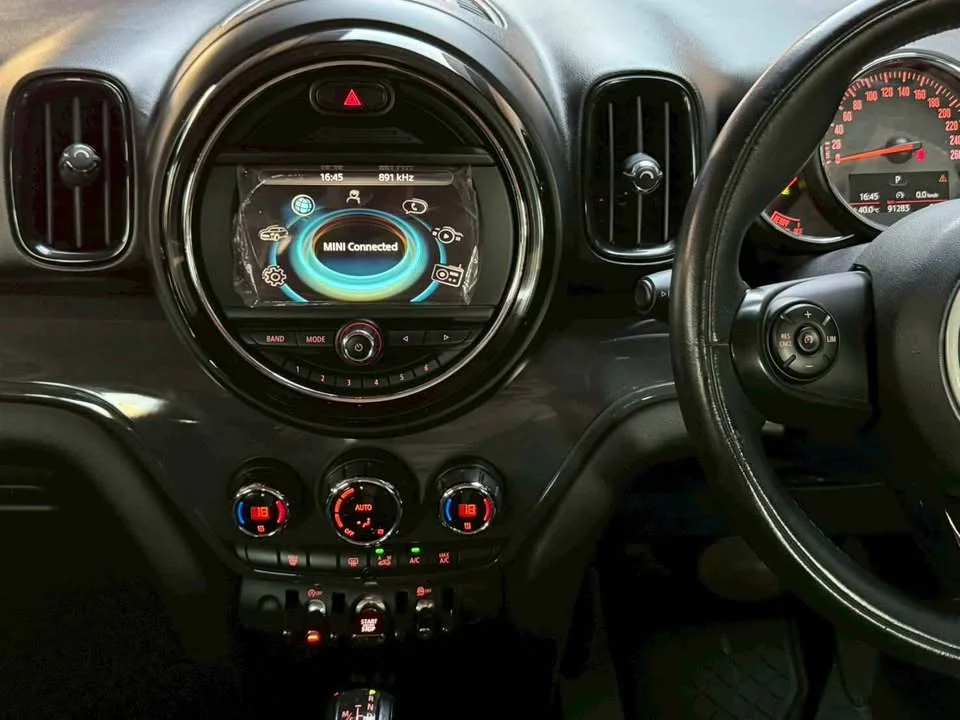 2017 Mini Countryman II 2