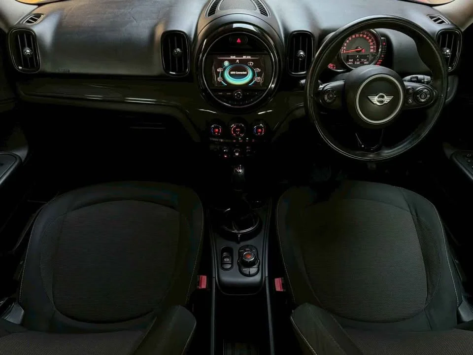 2017 Mini Countryman II 3