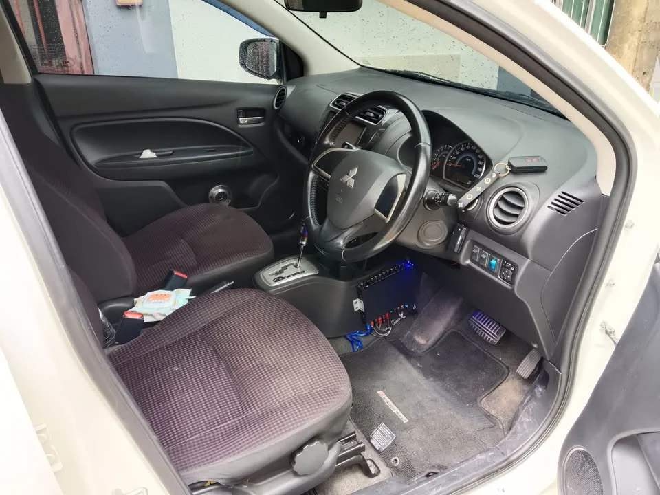 2014 Mitsubishi Mirage VI 2