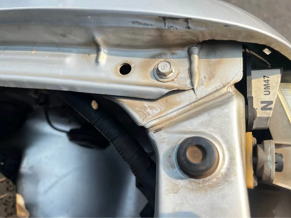 2004 Mazda 2500 Fighter V 3