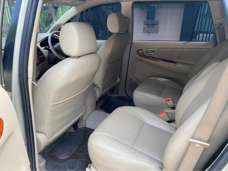 2009 Toyota Innova I 3
