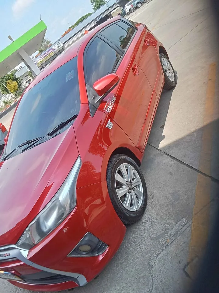 2015 Toyota Yaris III 3