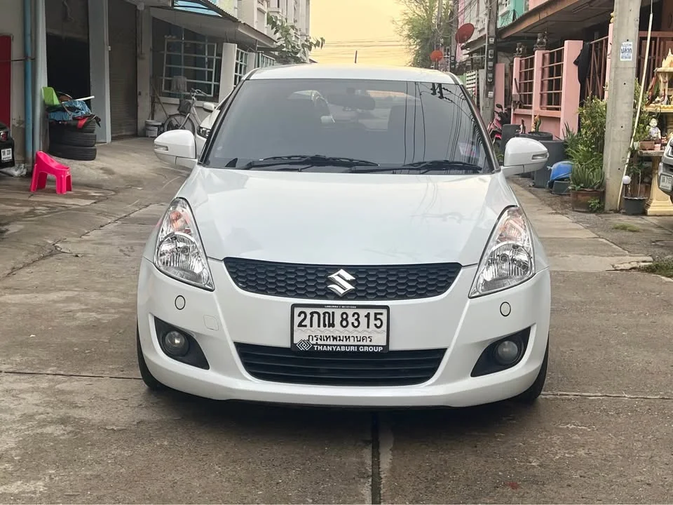 2014 Suzuki Swift II 3