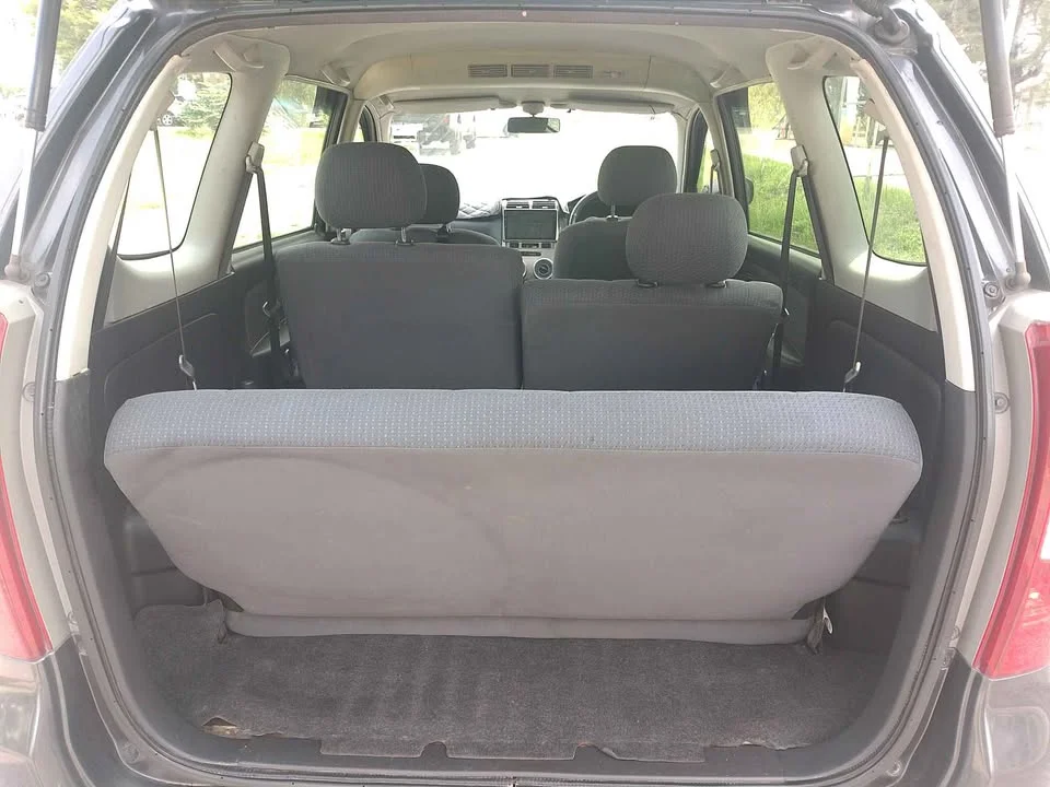 2004 Toyota Avanza I 2