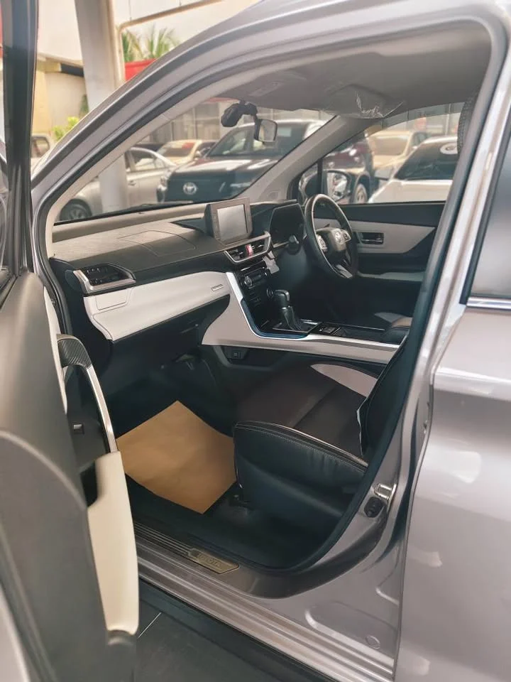 2023 Toyota Veloz III 3