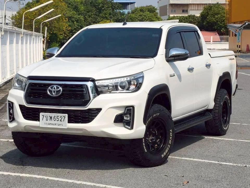 2018 Toyota Hilux VIII 3