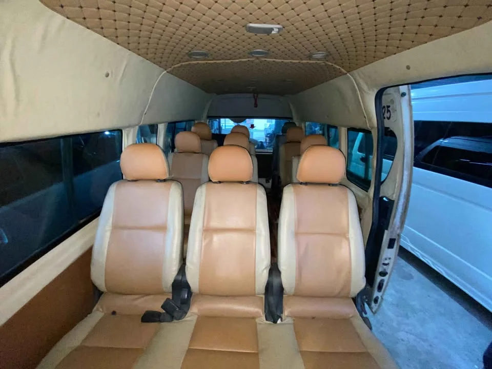 2011 Toyota Commuter V (H200) 3