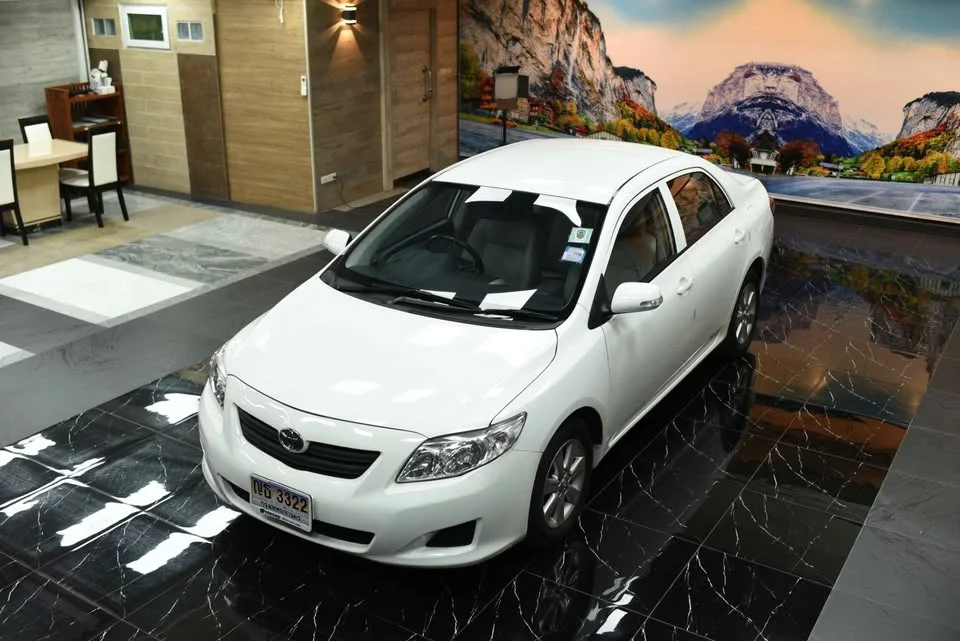 2010 Toyota Corolla Altis X (E140) 2