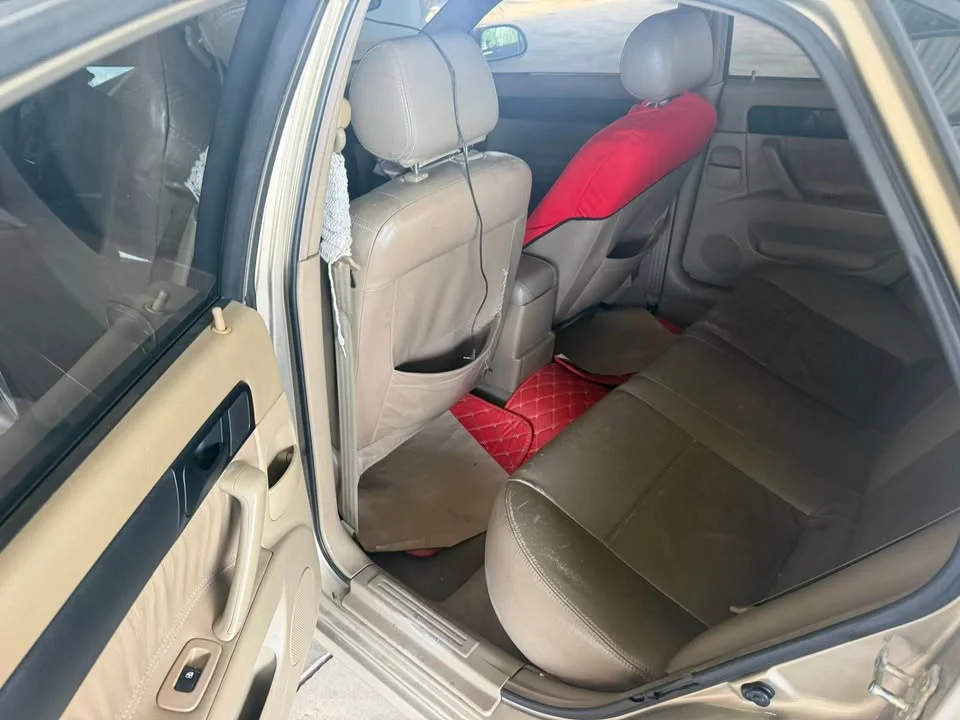 2005 Chevrolet Optra 2