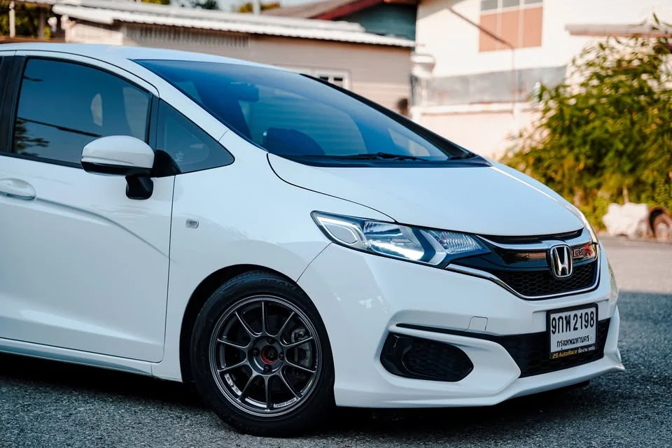 2020 Honda Jazz III 2