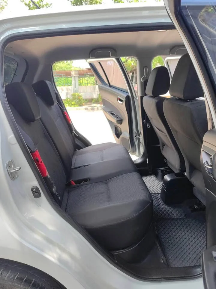 2014 Suzuki Swift II 2