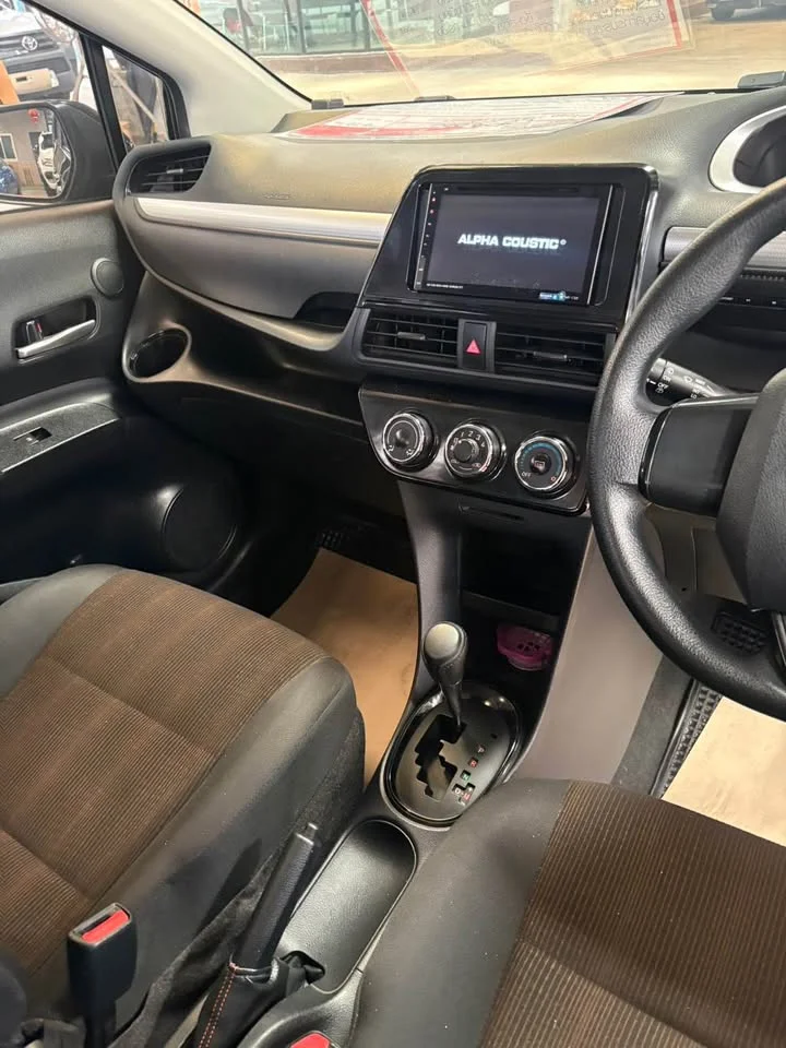 2018 Toyota Sienta II 3