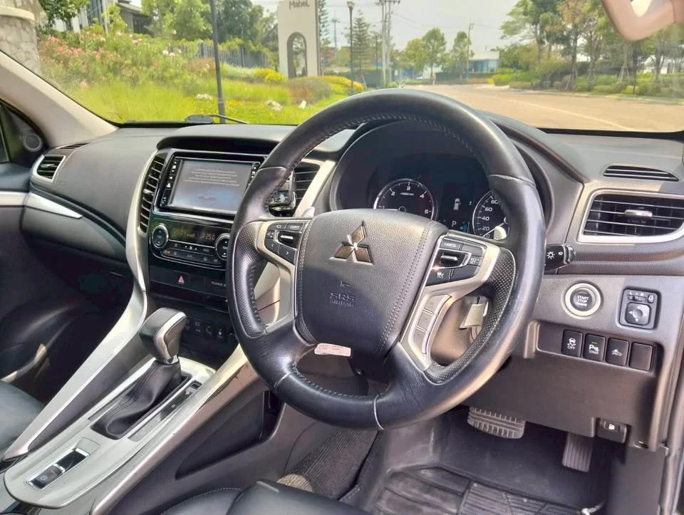 2017 Mitsubishi Pajero Sport III 2