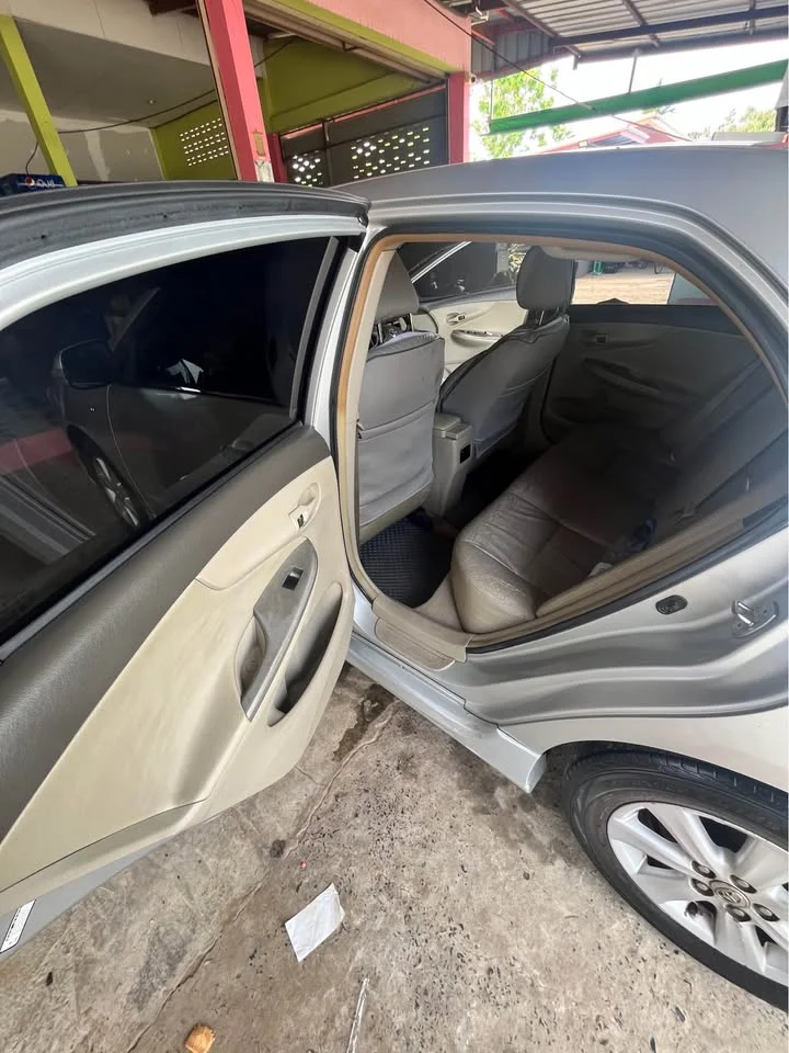 2008 Toyota Corolla Altis X (E140) 3