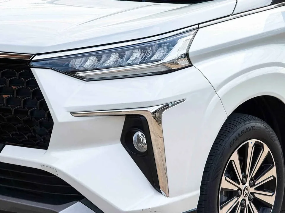 2023 Toyota Veloz III 2