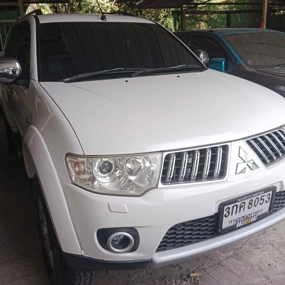 2013 Mitsubishi Pajero Sport II 2