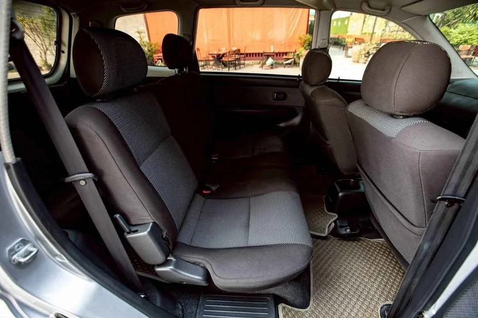 2006 Toyota Avanza I 3