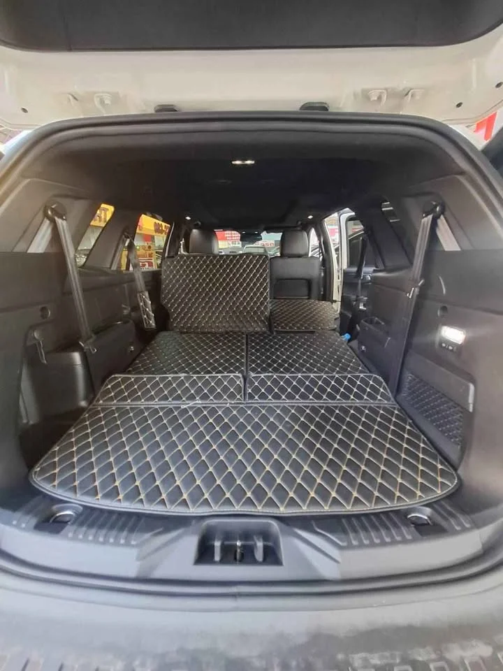 2023 Ford Everest III 2