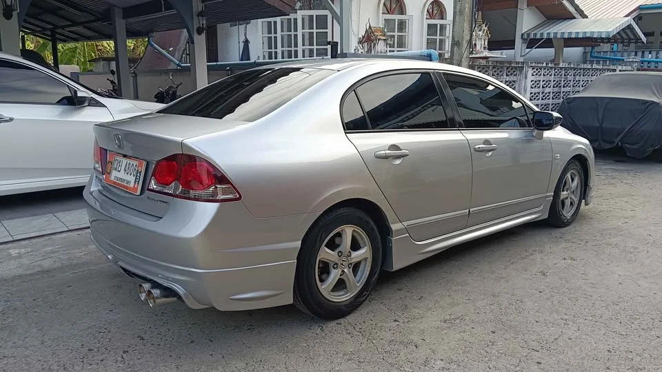 2009 Honda Civic VIII 3