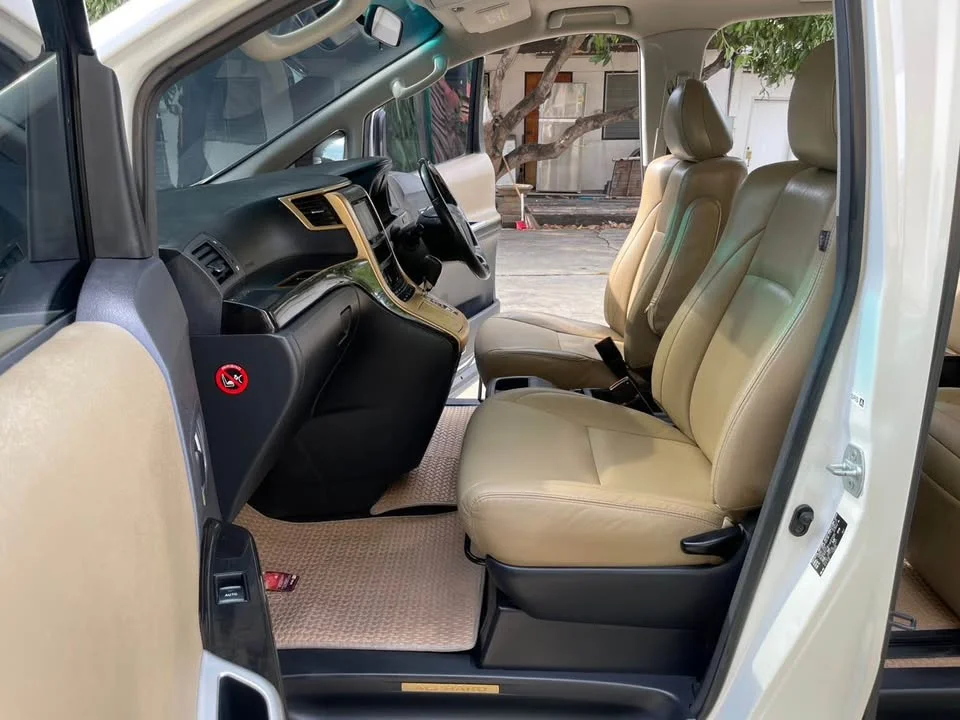 2011 Toyota Alphard, Vellfire II (AH20) 3