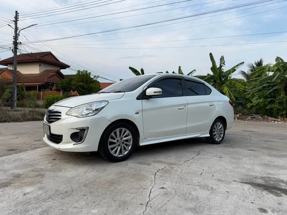 2013 Mitsubishi Attrage VI 2